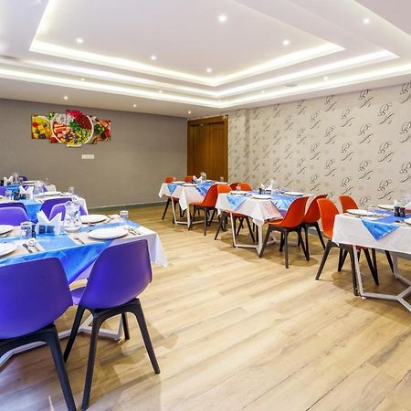 Royal Ace Boutique Hotel Bangalore Bagian luar foto