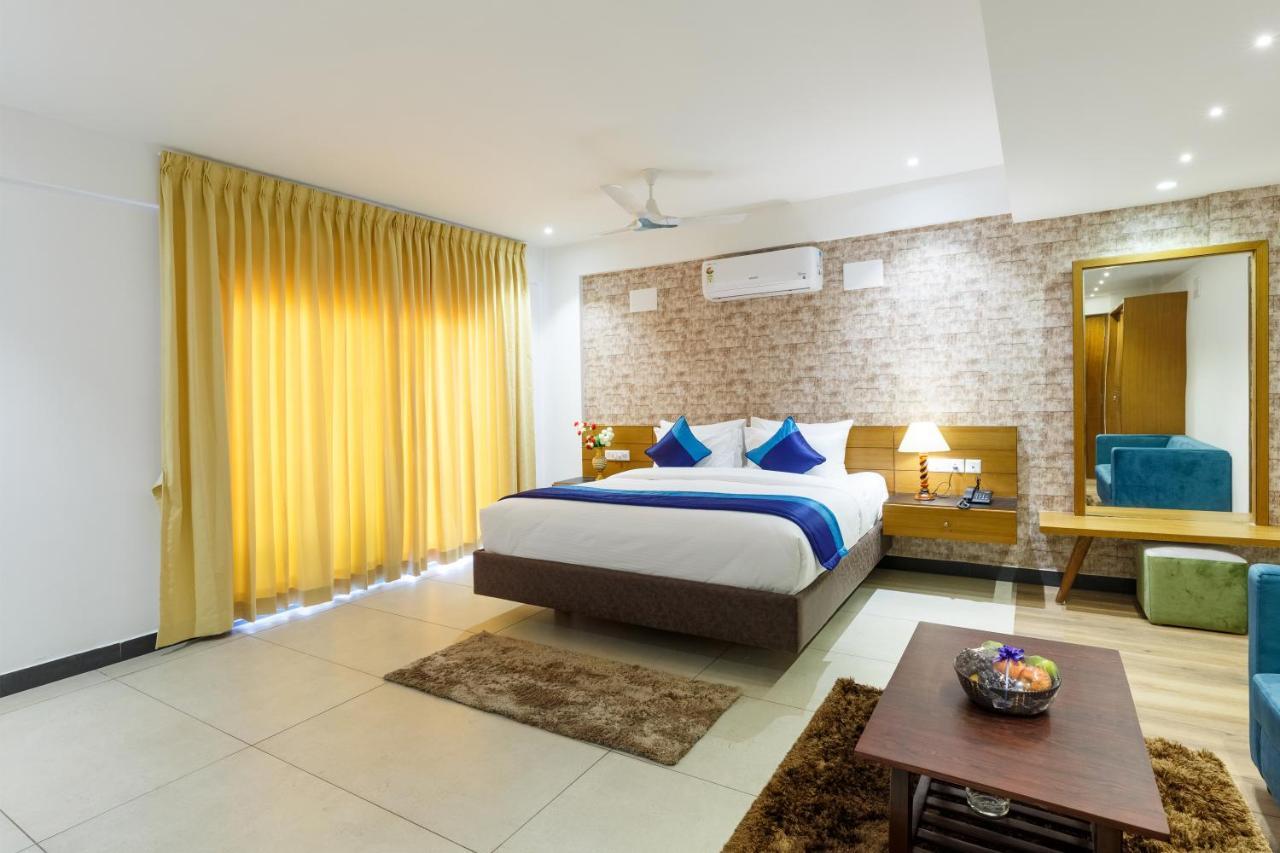 Royal Ace Boutique Hotel Bangalore Bagian luar foto