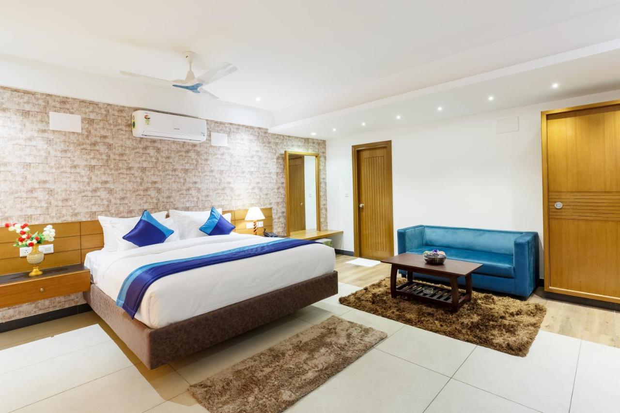 Royal Ace Boutique Hotel Bangalore Bagian luar foto