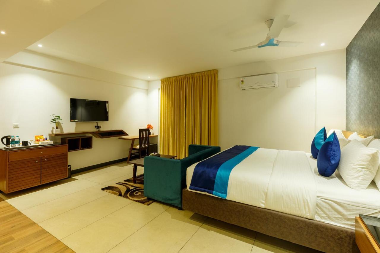 Royal Ace Boutique Hotel Bangalore Bagian luar foto