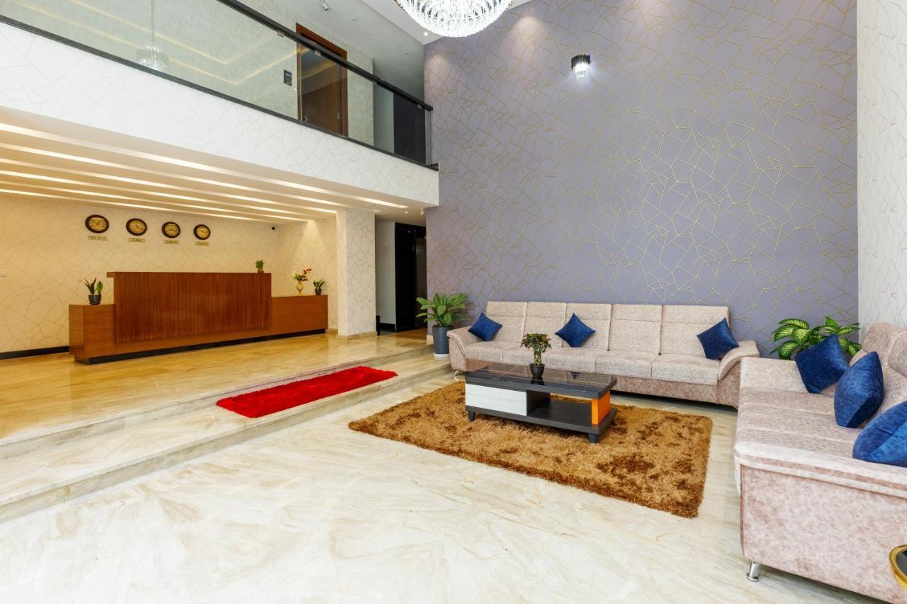 Royal Ace Boutique Hotel Bangalore Bagian luar foto
