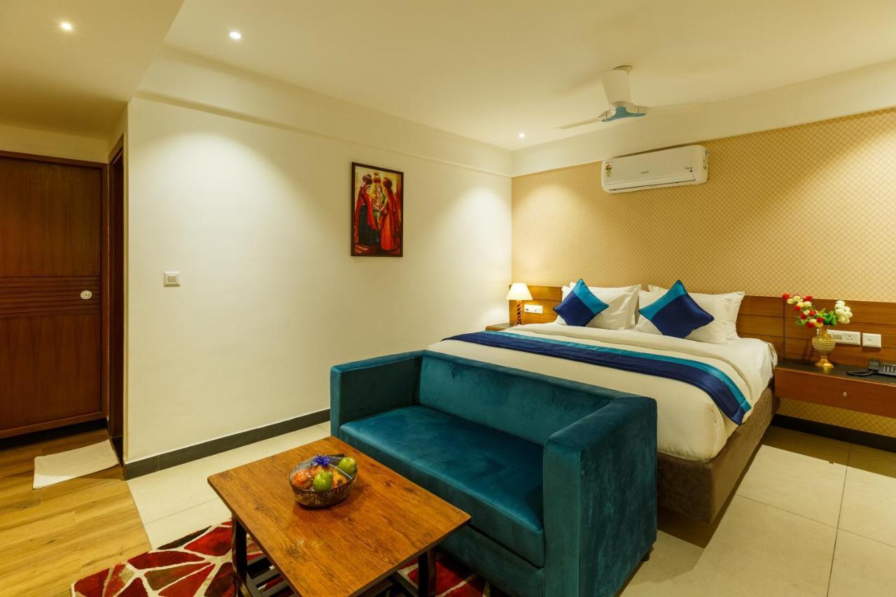 Royal Ace Boutique Hotel Bangalore Bagian luar foto